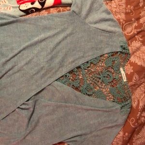 1 st pix front 2 pix back 25 sleeve light sweater